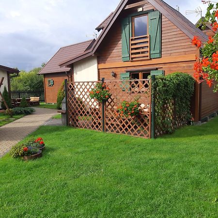 Apartamentowe Domki Drewniane Colorado Vila Karwia Exterior foto
