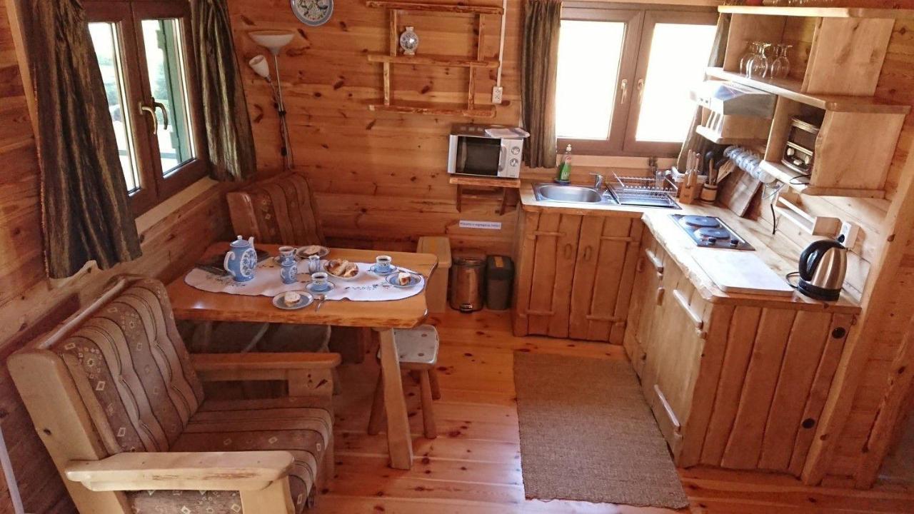 Apartamentowe Domki Drewniane Colorado Vila Karwia Exterior foto
