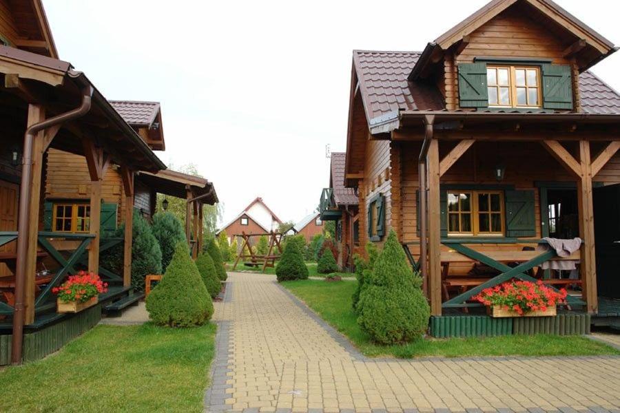 Apartamentowe Domki Drewniane Colorado Vila Karwia Exterior foto