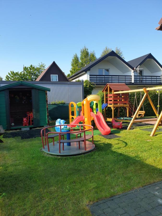 Apartamentowe Domki Drewniane Colorado Vila Karwia Exterior foto