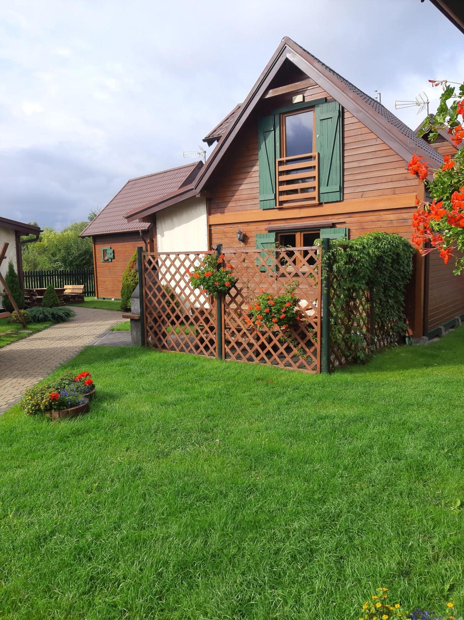 Apartamentowe Domki Drewniane Colorado Vila Karwia Exterior foto