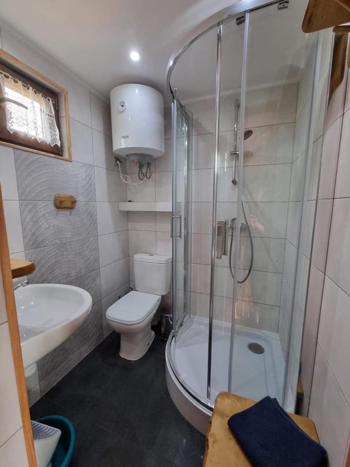 Apartamentowe Domki Drewniane Colorado Vila Karwia Exterior foto
