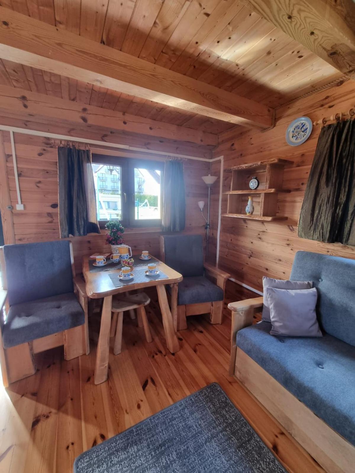 Apartamentowe Domki Drewniane Colorado Vila Karwia Exterior foto